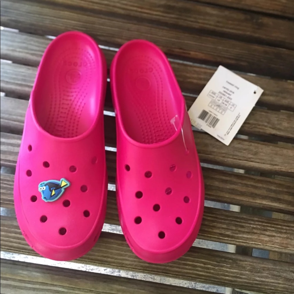 Slim crocs